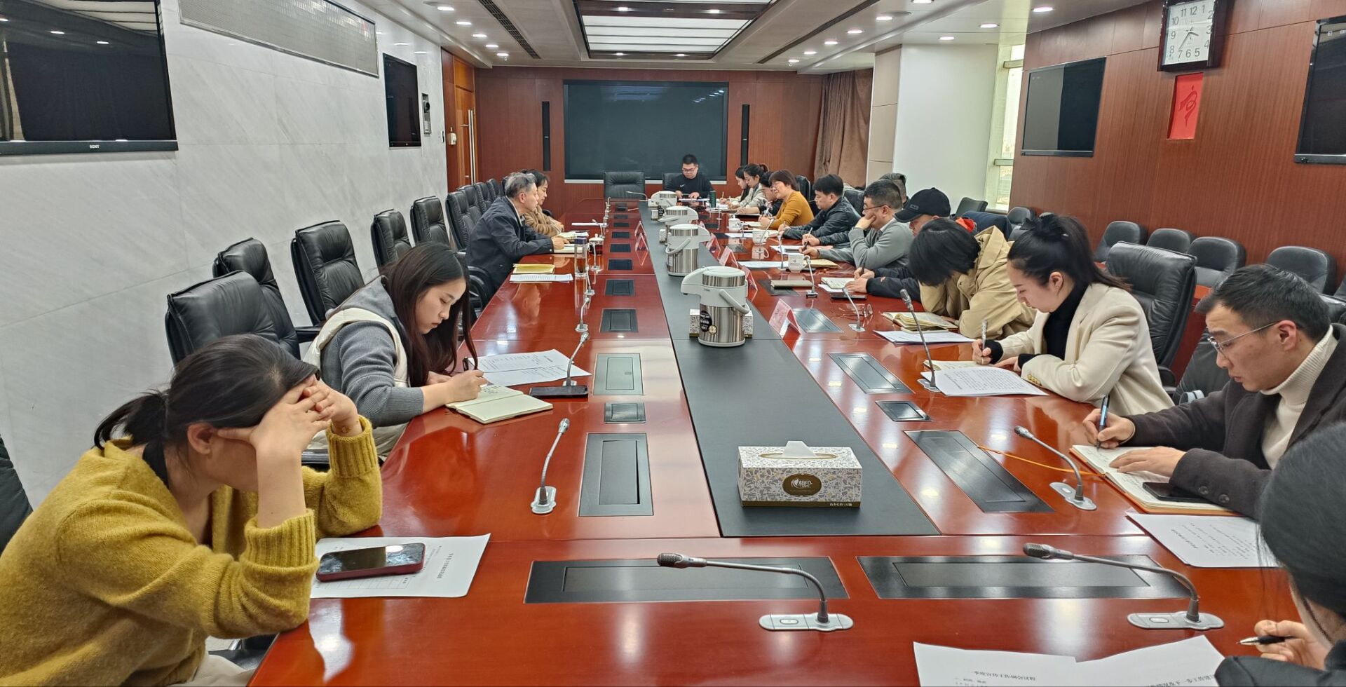 无码人妻精品一区二区三区蜜臀