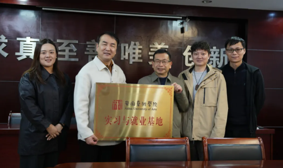 无码人妻精品一区二区三区蜜臀