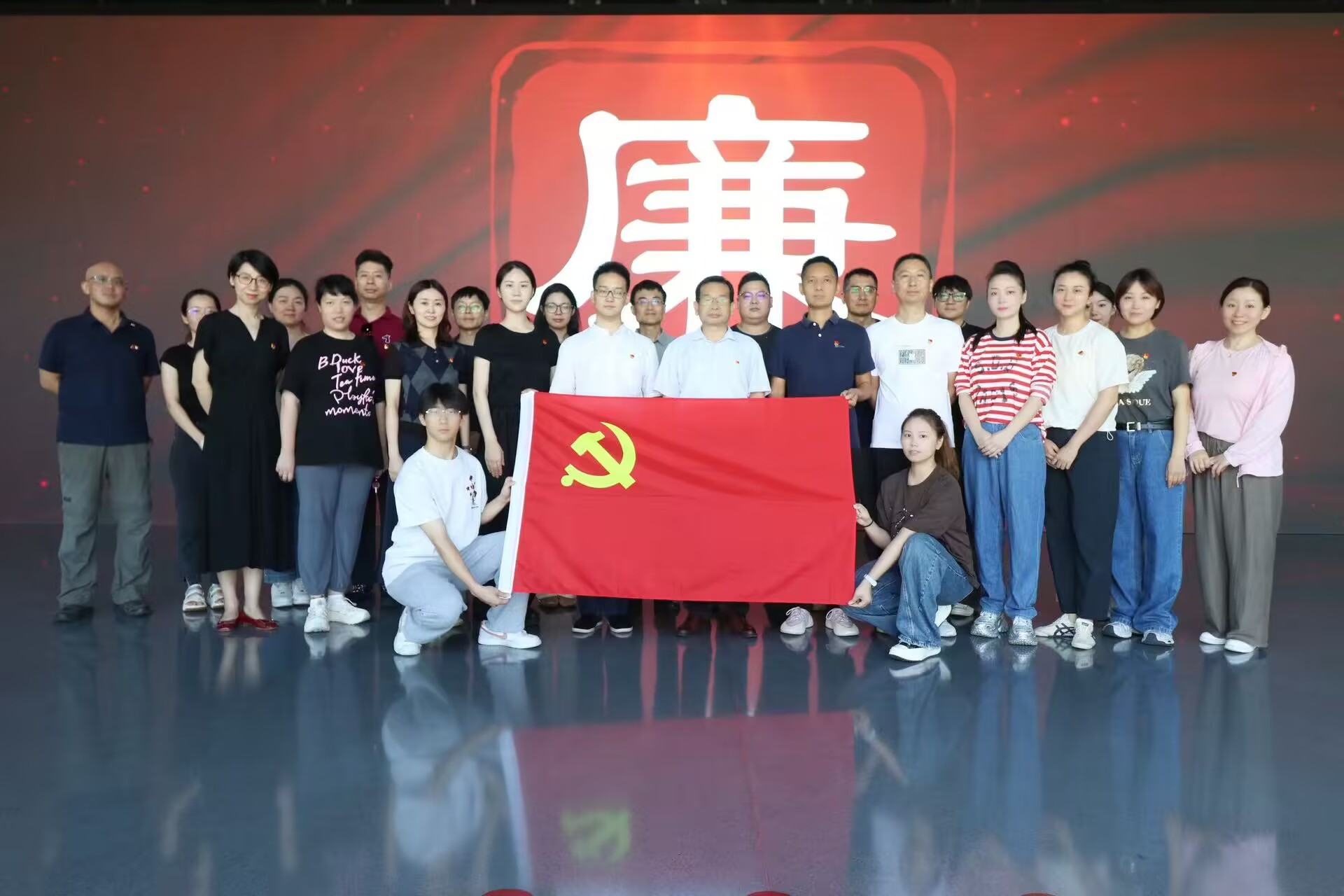 无码人妻精品一区二区三区蜜臀